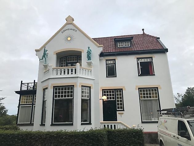 Woning geschilderd en met bladgoud bewerkt - Schildersbedrijf Dreijer Beerta