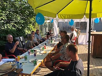 Barbecue pensioenfeest voor Johan Wortelboer Schildersbedrijf Dreijer Beerta