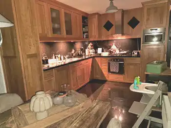 Van eikenkleur naar licht & modern - woonkeuken make-over Schildersbedrijf Dreijer Beerta