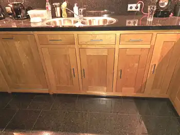 Van eikenkleur naar licht & modern - woonkeuken make-over Schildersbedrijf Dreijer Beerta