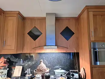 Van eikenkleur naar licht & modern - woonkeuken make-over Schildersbedrijf Dreijer Beerta